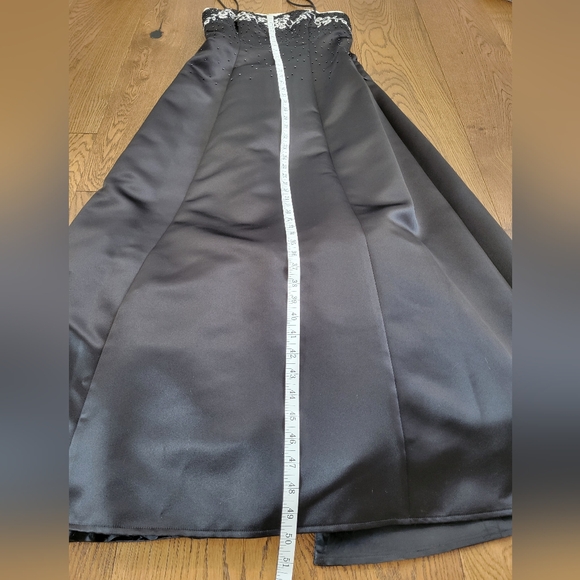 Formal Ballgown! - Picture 8 of 12